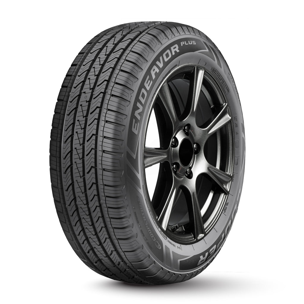 215/70R16 Cooper Endeavor Plus